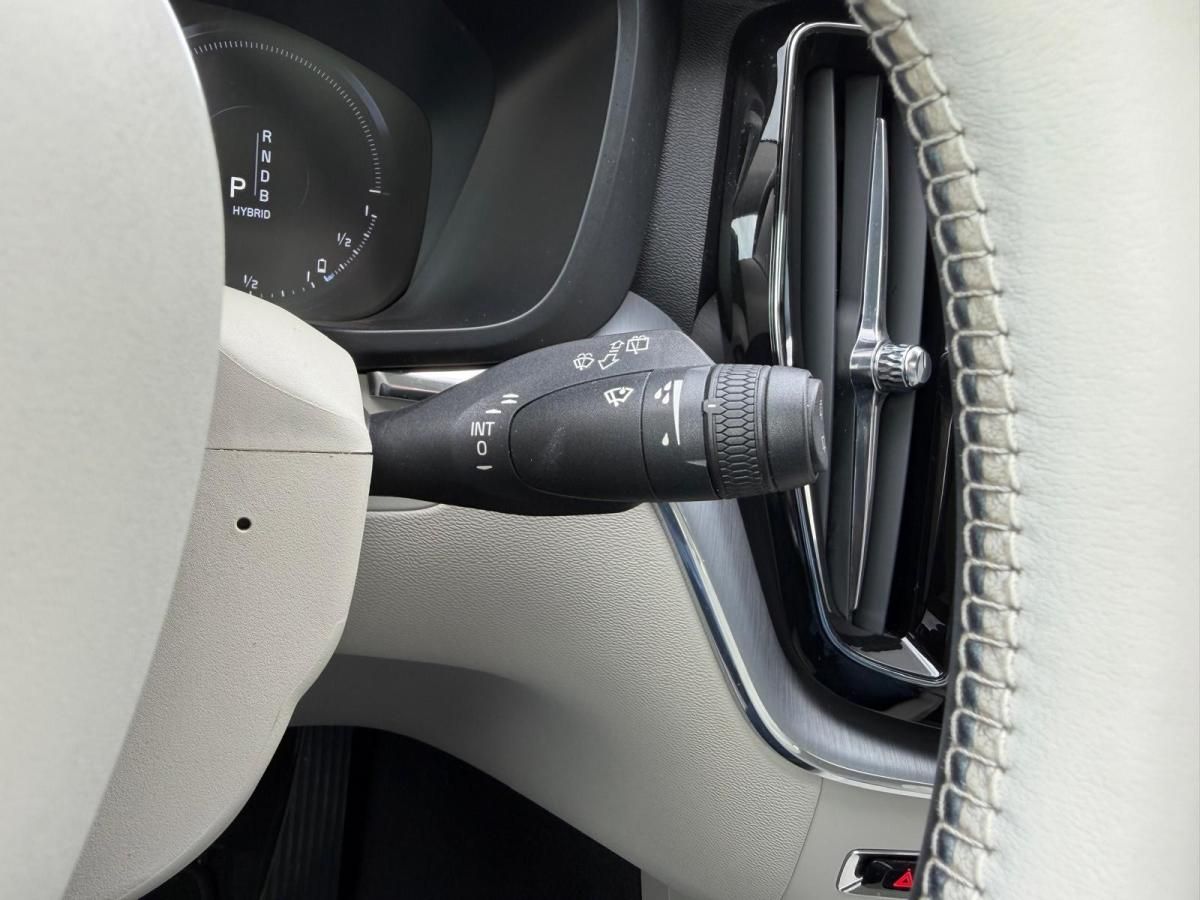 volvo-xc60-2018-hibrido-a-gasolina-1969cc