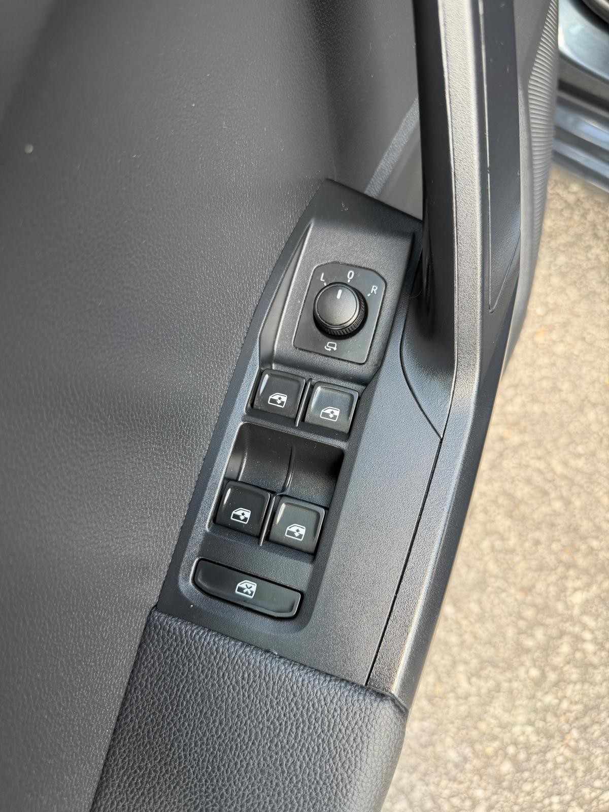 seat-ibiza-2025-gasolina-999cc