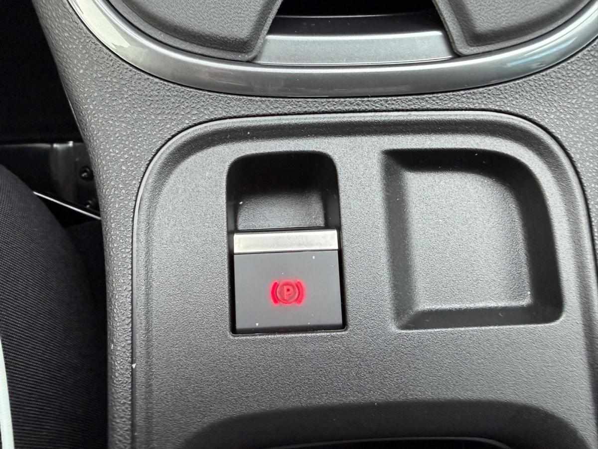 fiat-600-2026-gasolina-1199cc