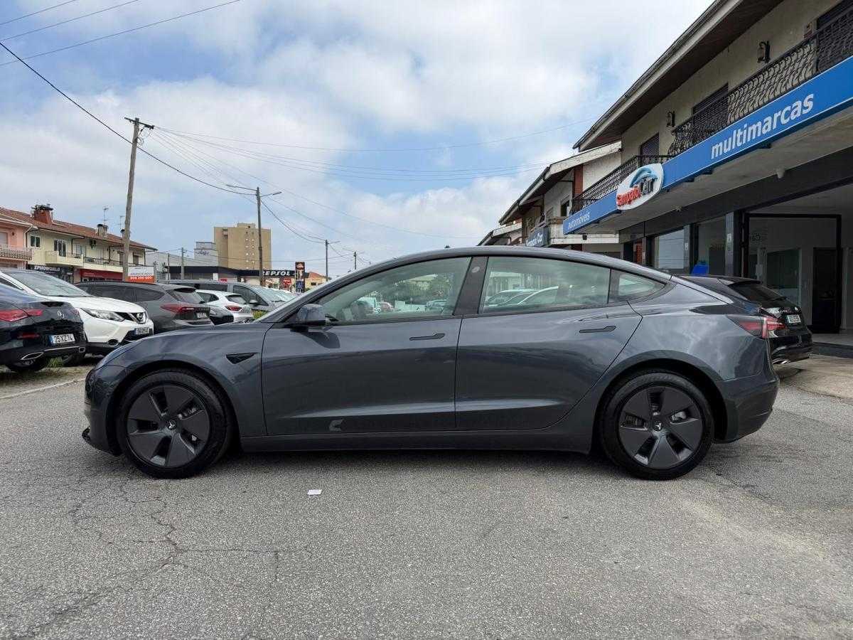 tesla-model-3-2022-eletrico-500cc