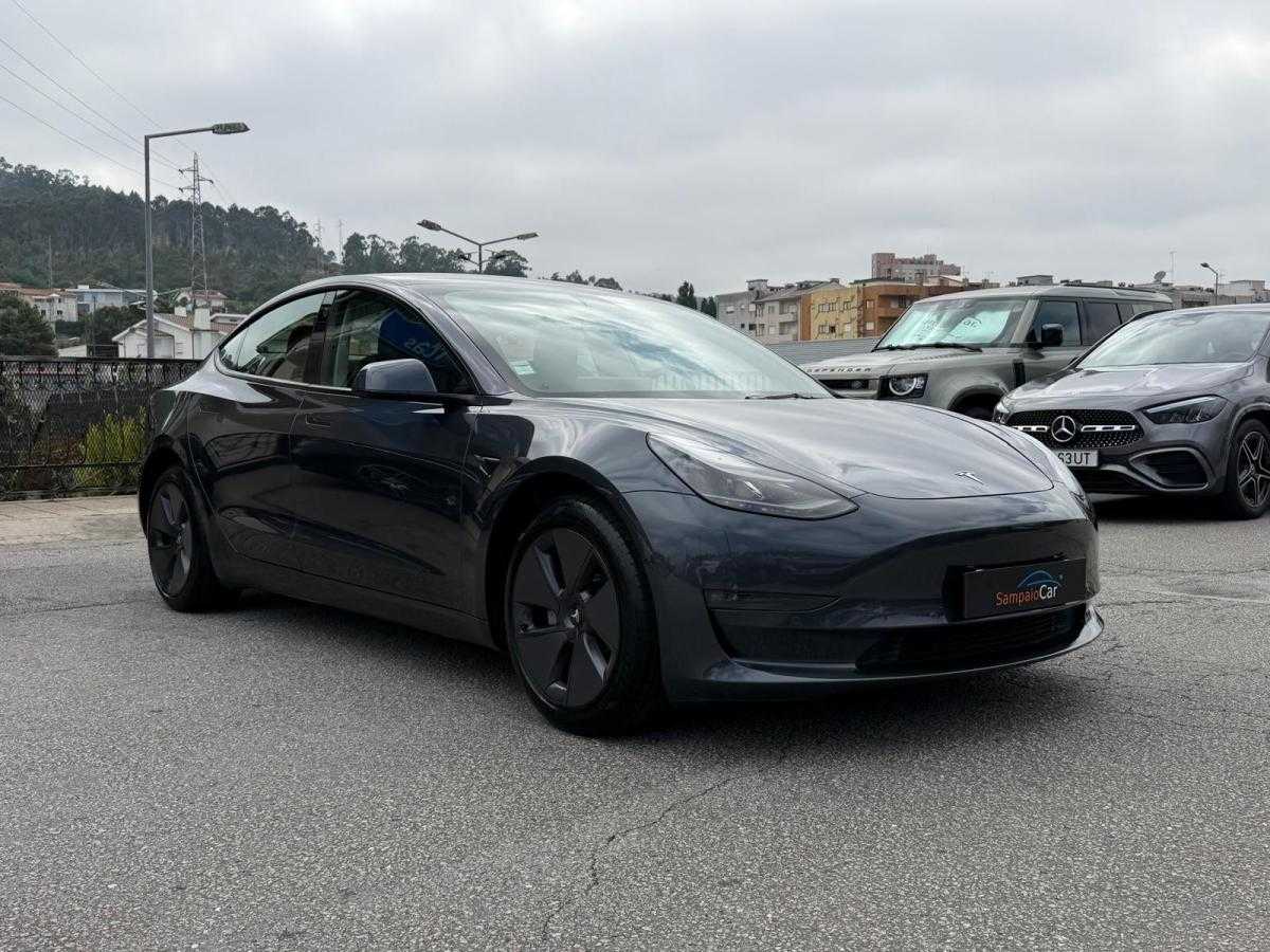 tesla-model-3-2022-eletrico-500cc