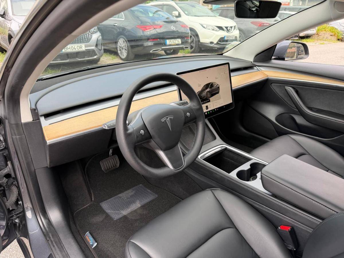 tesla-model-3-2022-eletrico-500cc