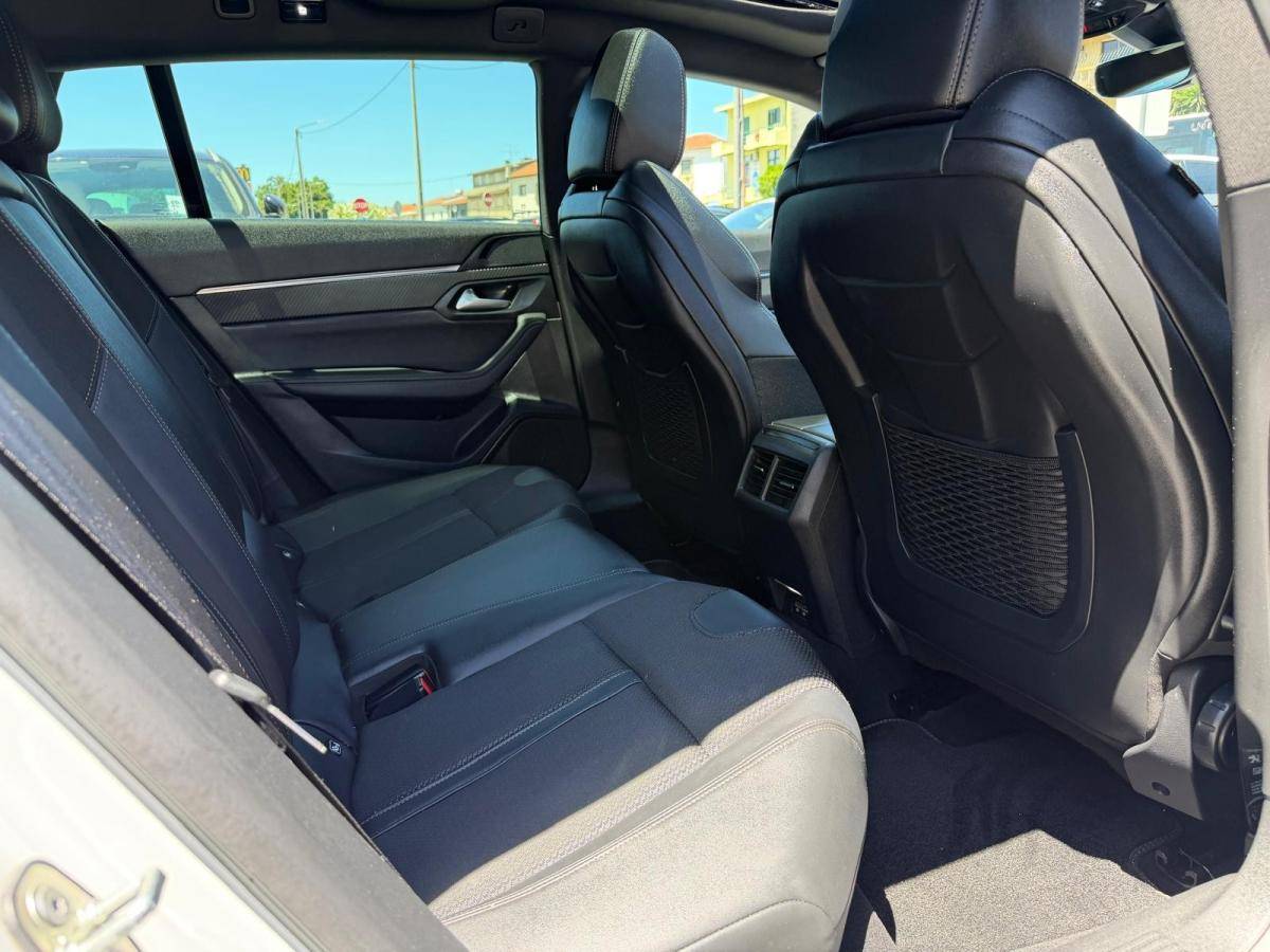 peugeot-508-sw-2023-diesel-1499cc