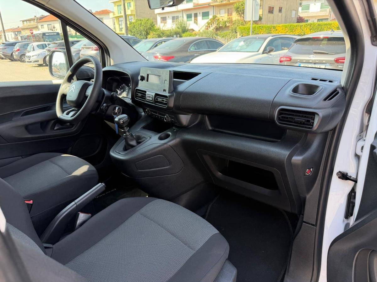 citroen-berlingo-2022-diesel-1499cc