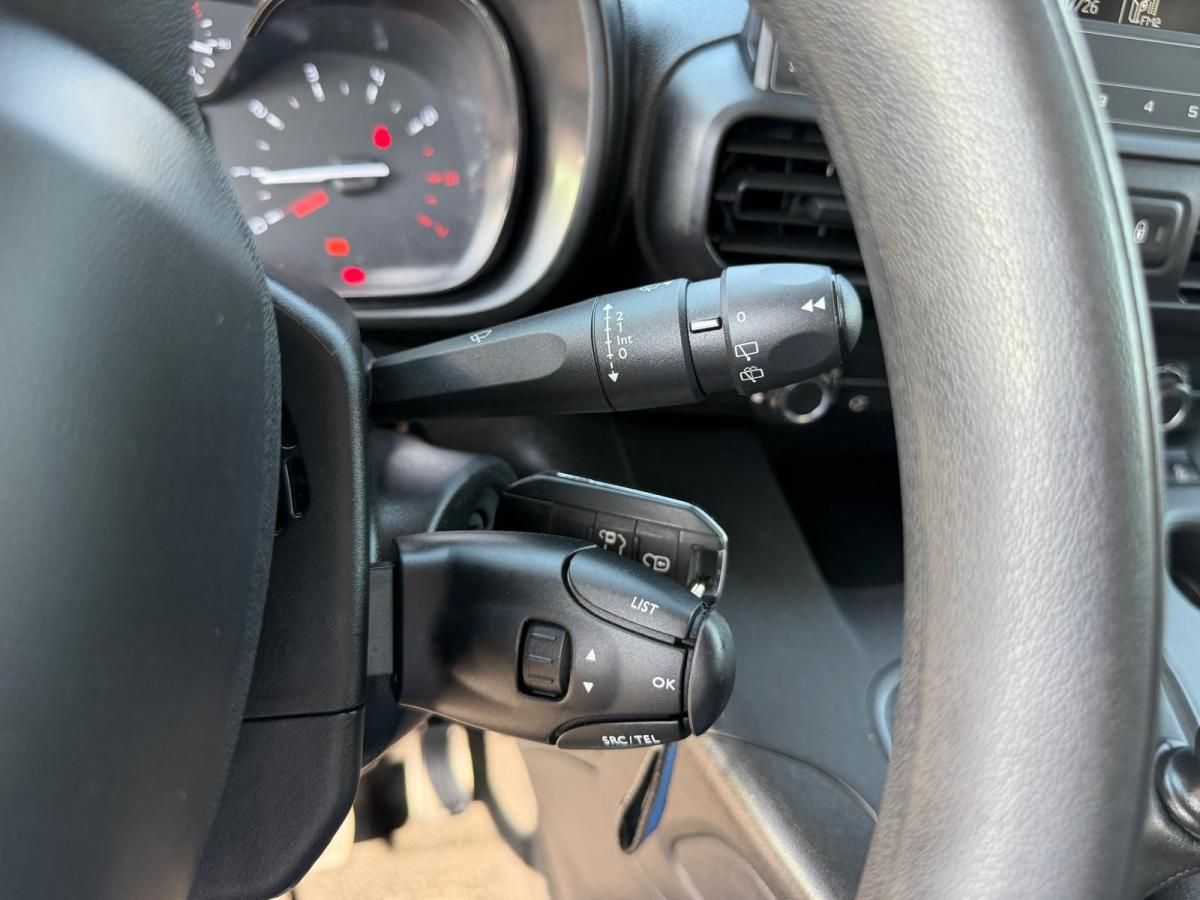 citroen-berlingo-2022-diesel-1499cc