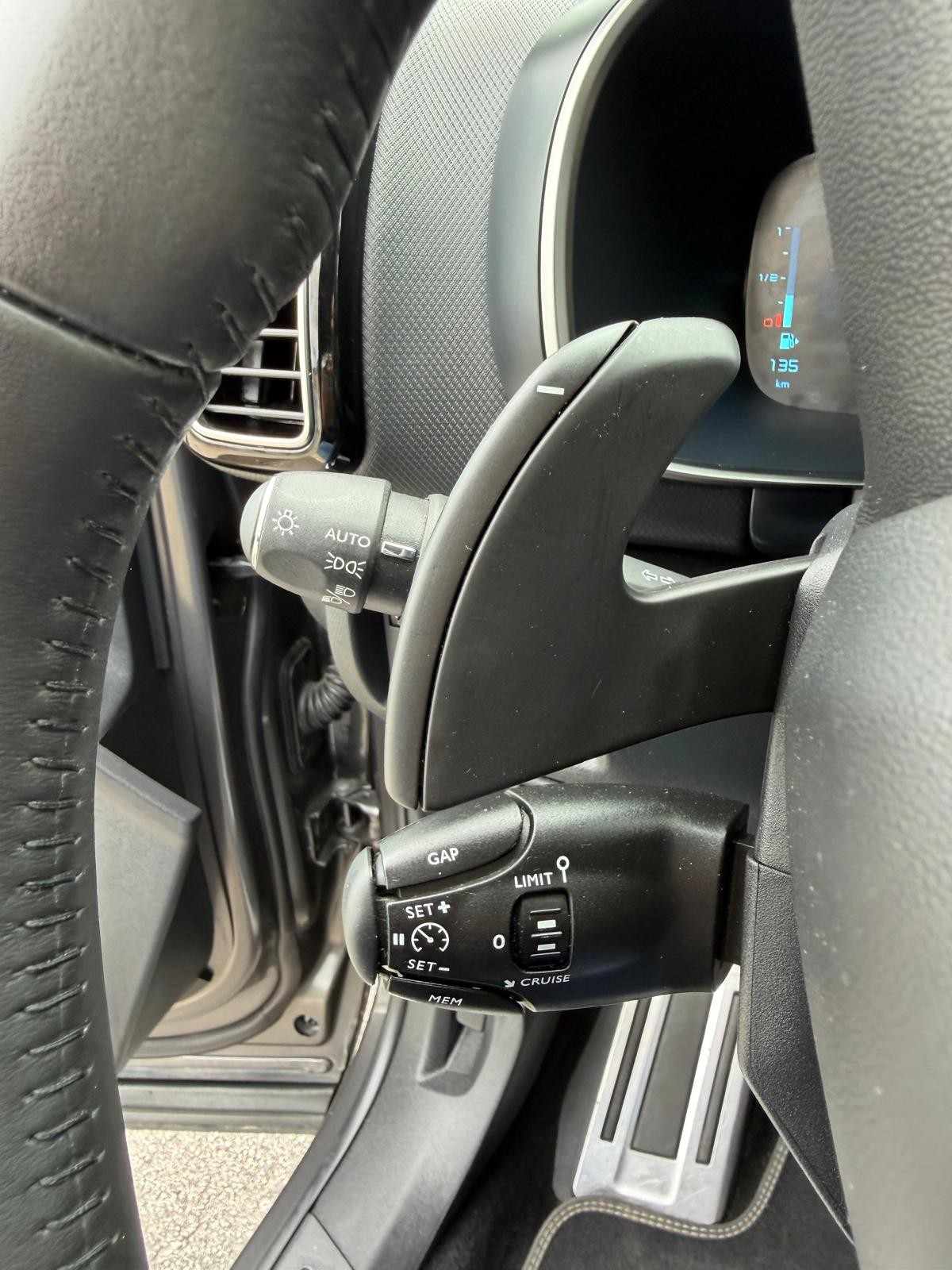 citroen-c5-aircross-2023-hibrido-a-gasolina-1598cc