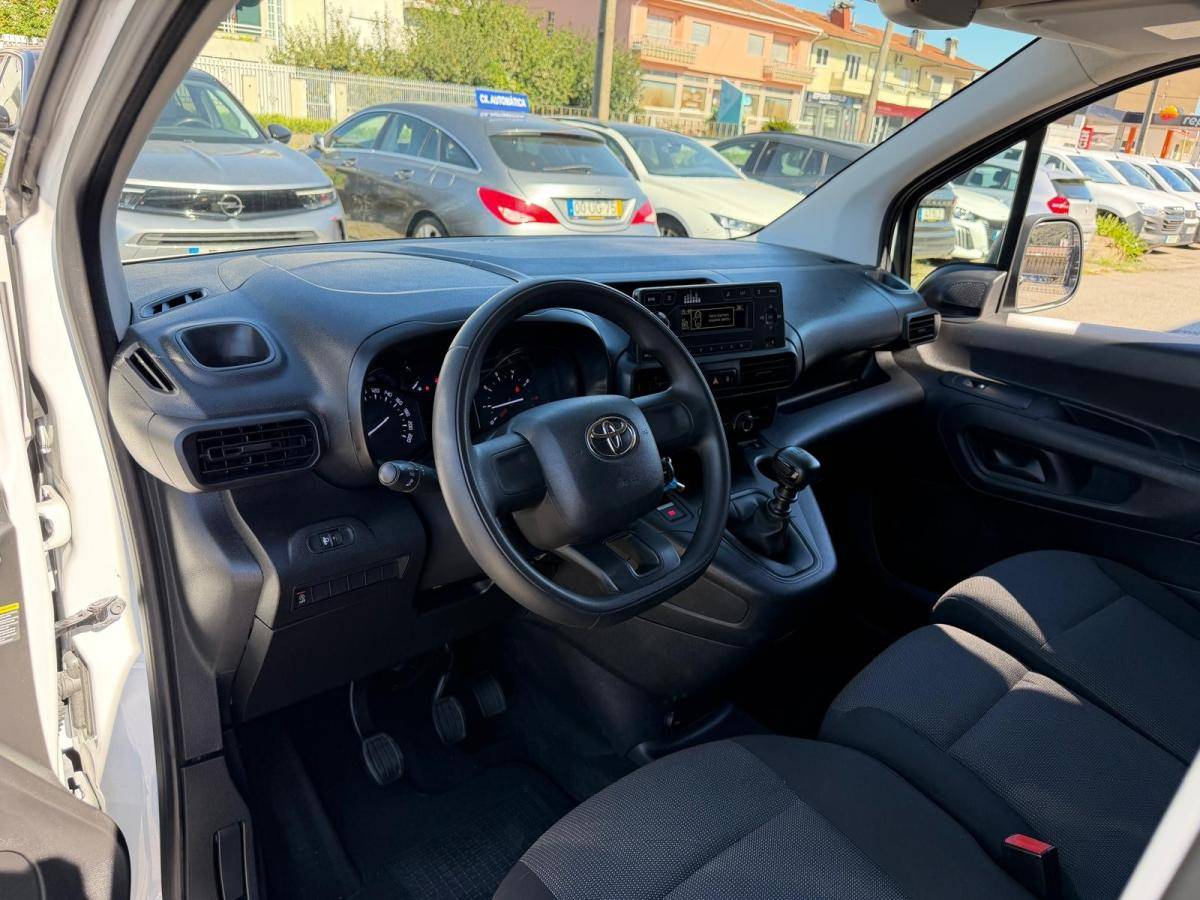 toyota-proace-2023-diesel-1499cc