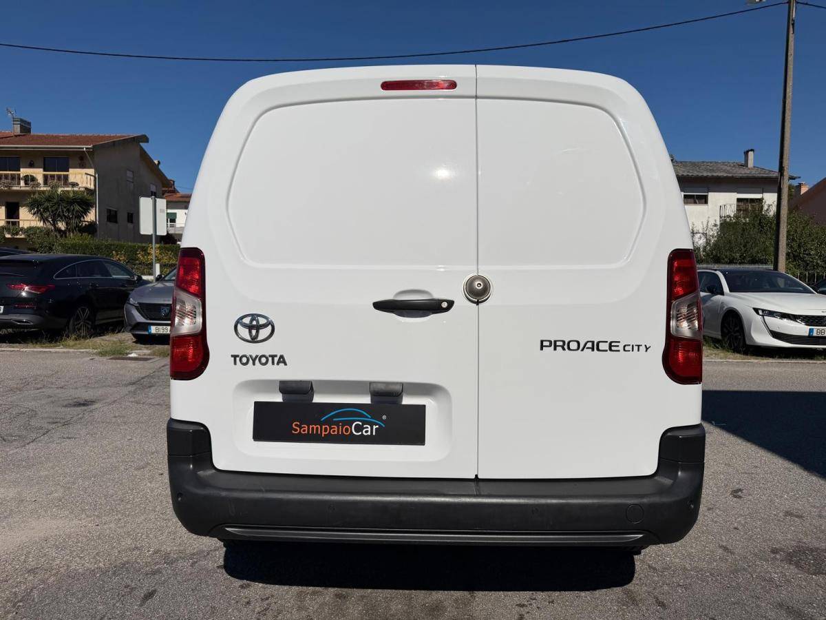 toyota-proace-2023-diesel-1499cc