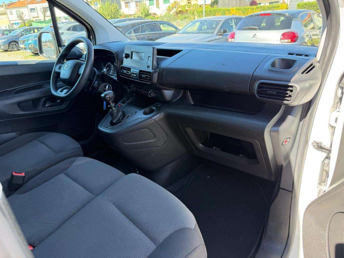 toyota-proace-2023-diesel-1499cc
