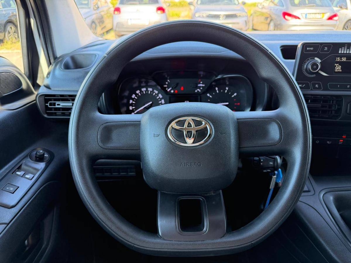 toyota-proace-2023-diesel-1499cc