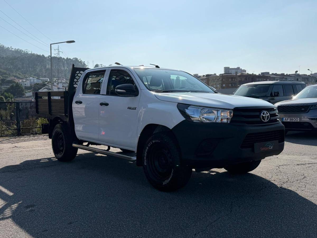 toyota-hilux-2017-diesel-2393cc