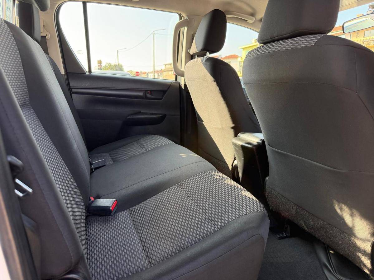 toyota-hilux-2017-diesel-2393cc