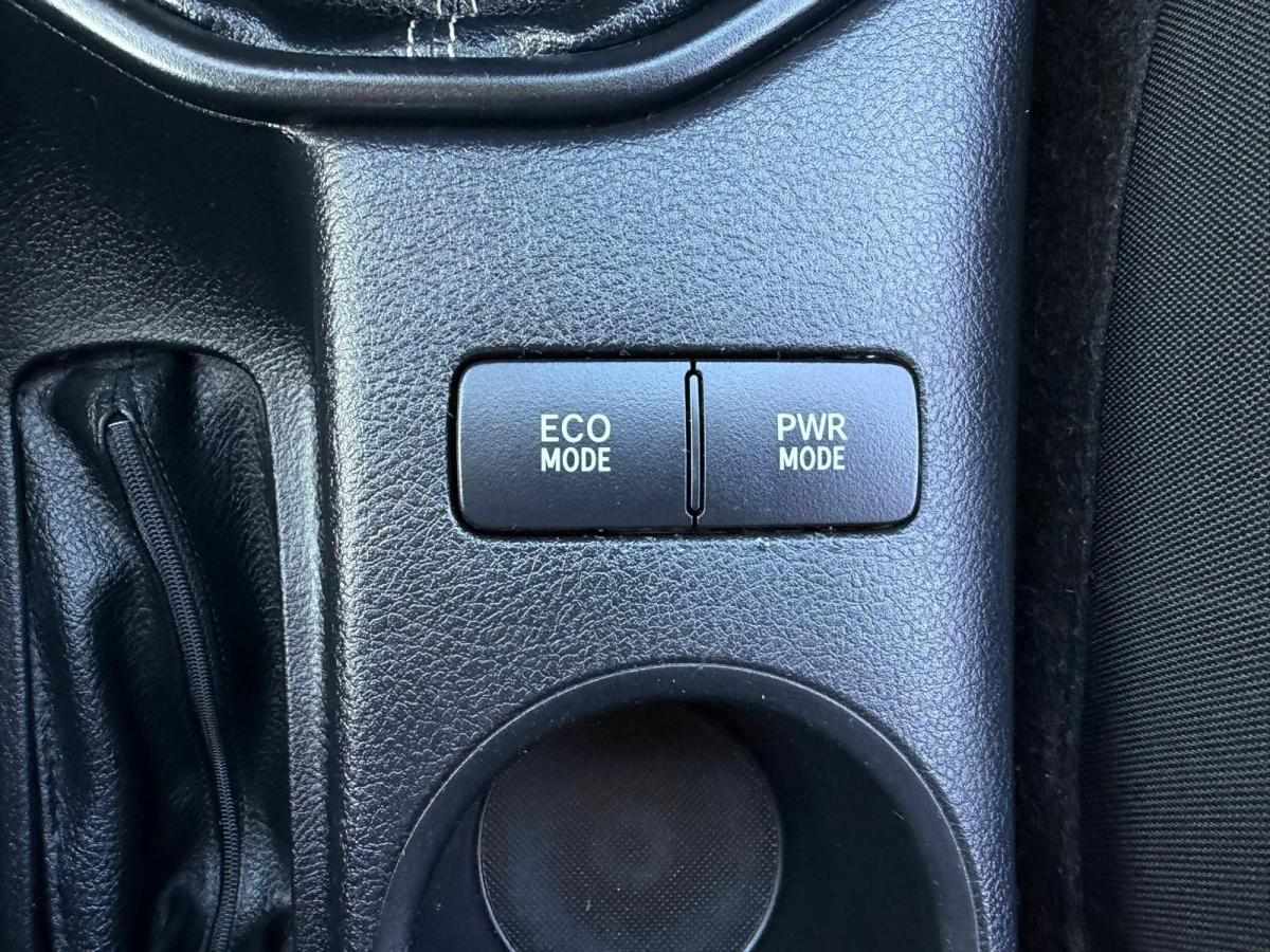 toyota-hilux-2017-diesel-2393cc