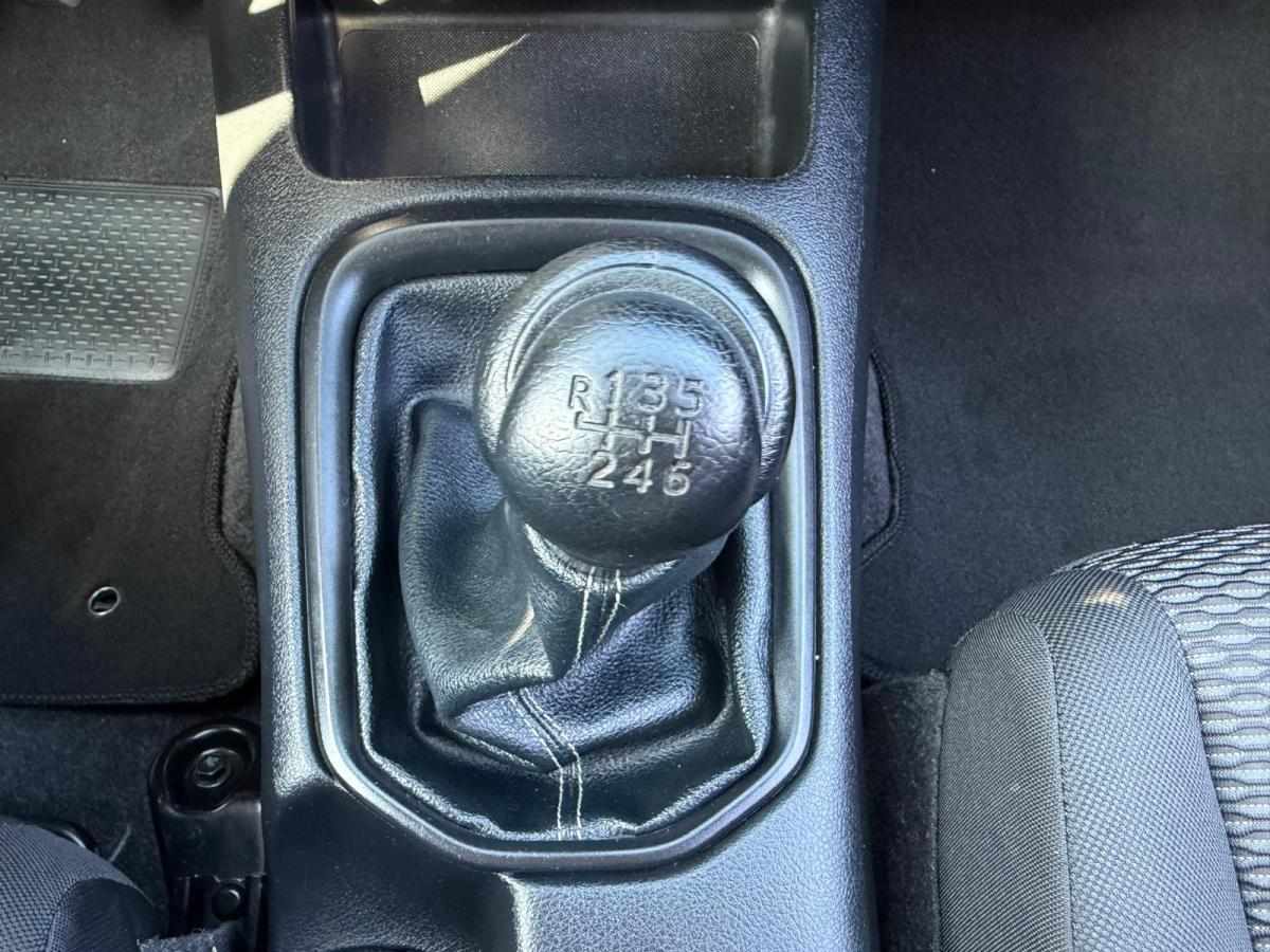toyota-hilux-2017-diesel-2393cc