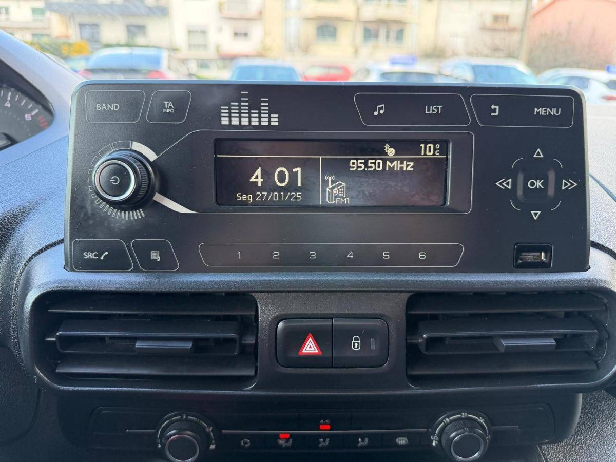 peugeot-partner-2022-diesel-1499cc