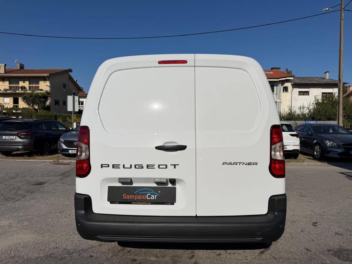 peugeot-partner-2024-diesel-1499cc