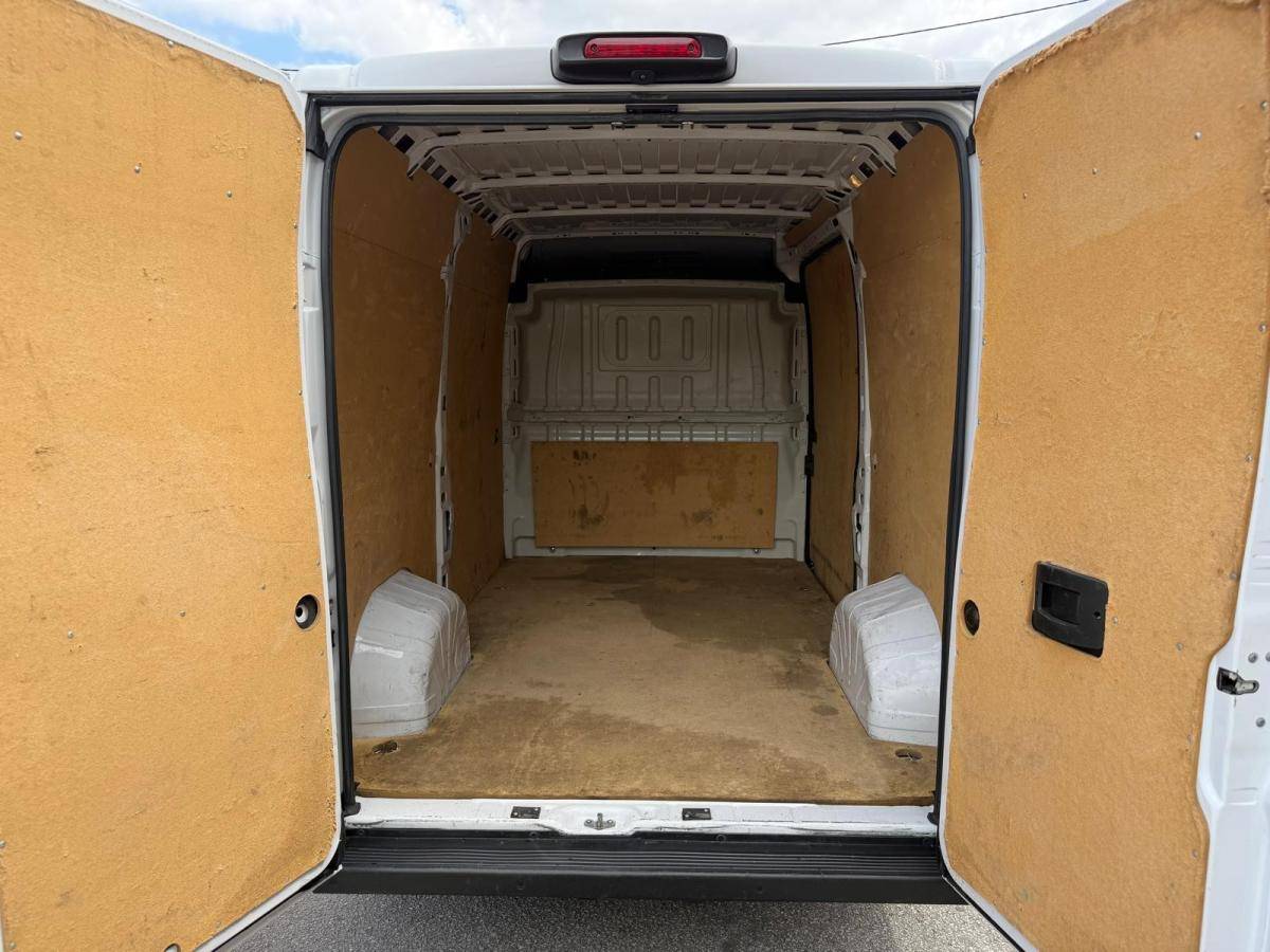 fiat-ducato-2023-diesel-2184cc