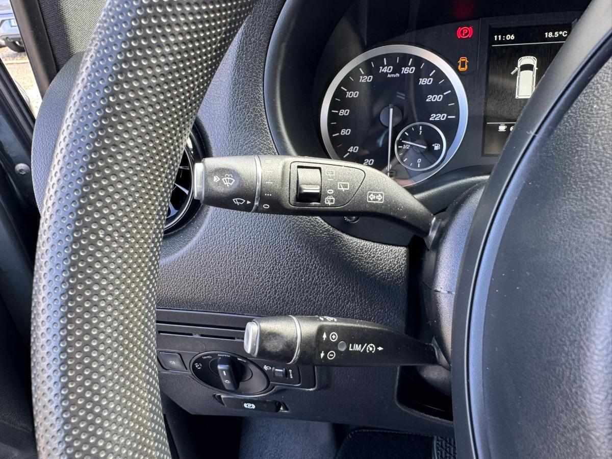 mercedes-benz-vito-2022-diesel-1950cc