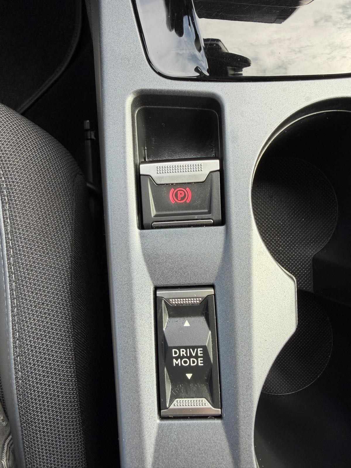 peugeot-2008-2020-diesel-1499cc