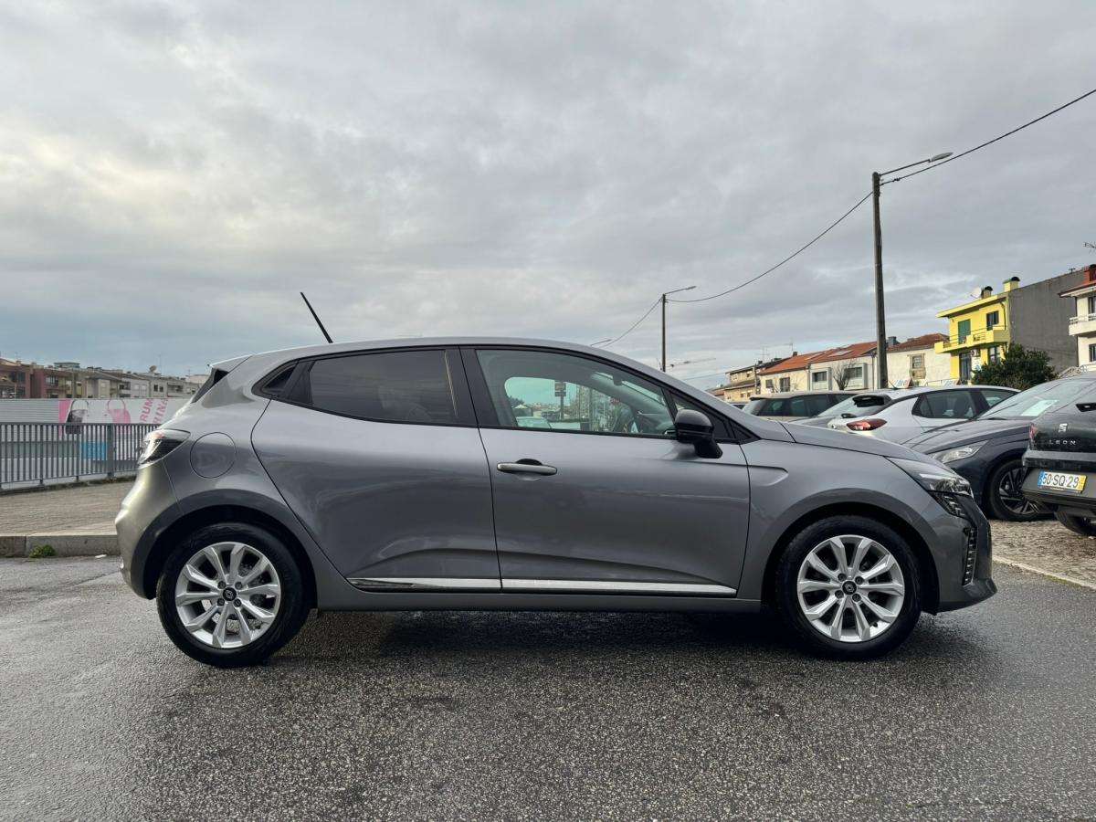 renault-clio-2024-gasolina-999cc