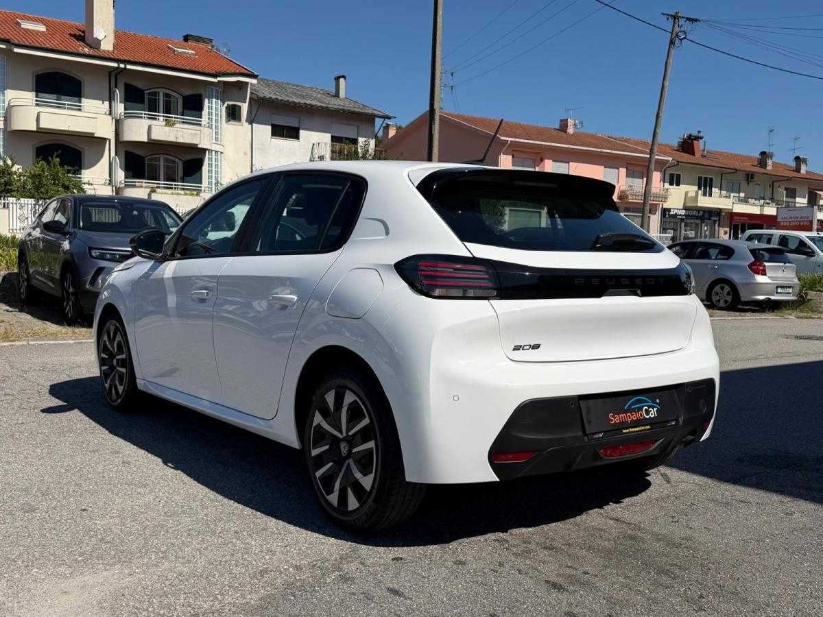 peugeot-208-2024-gasolina-1199cc