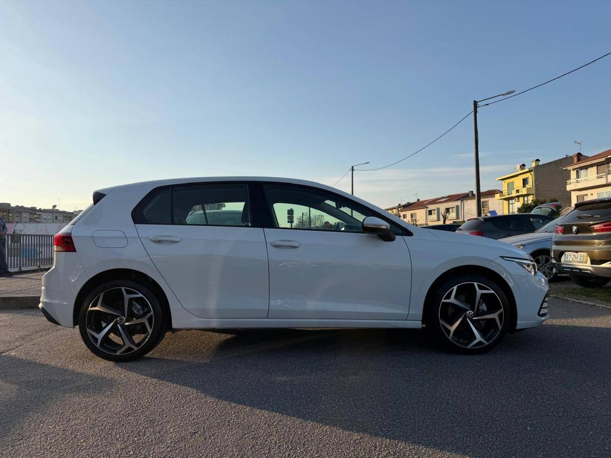 volkswagen-golf-2022-diesel-1968cc
