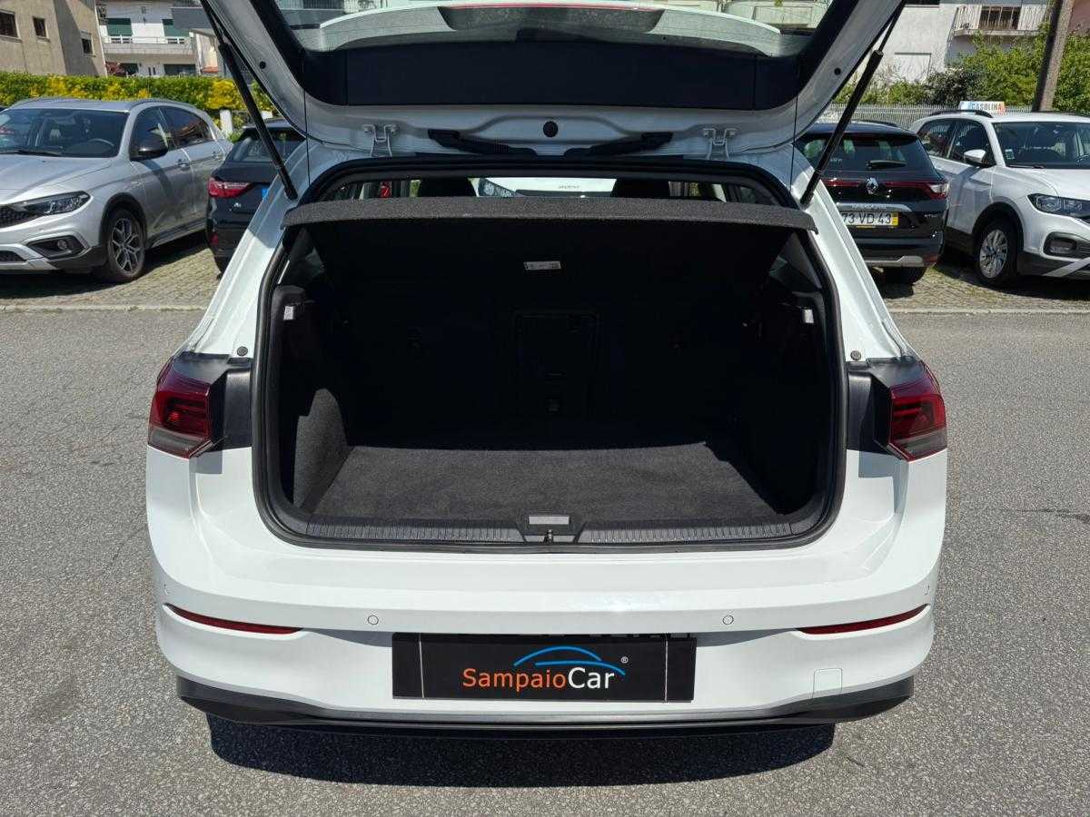 volkswagen-golf-2022-diesel-1968cc