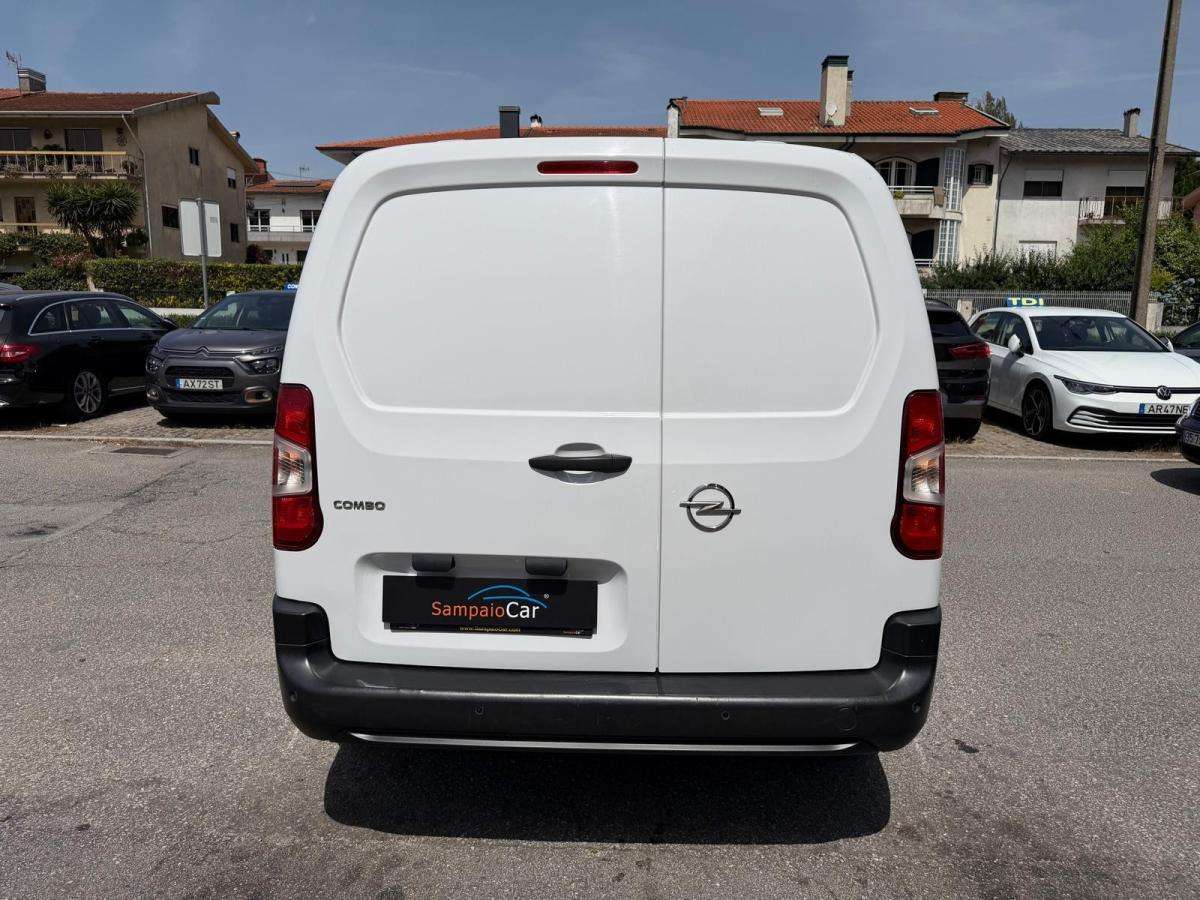 opel-combo-2024-diesel-1499cc