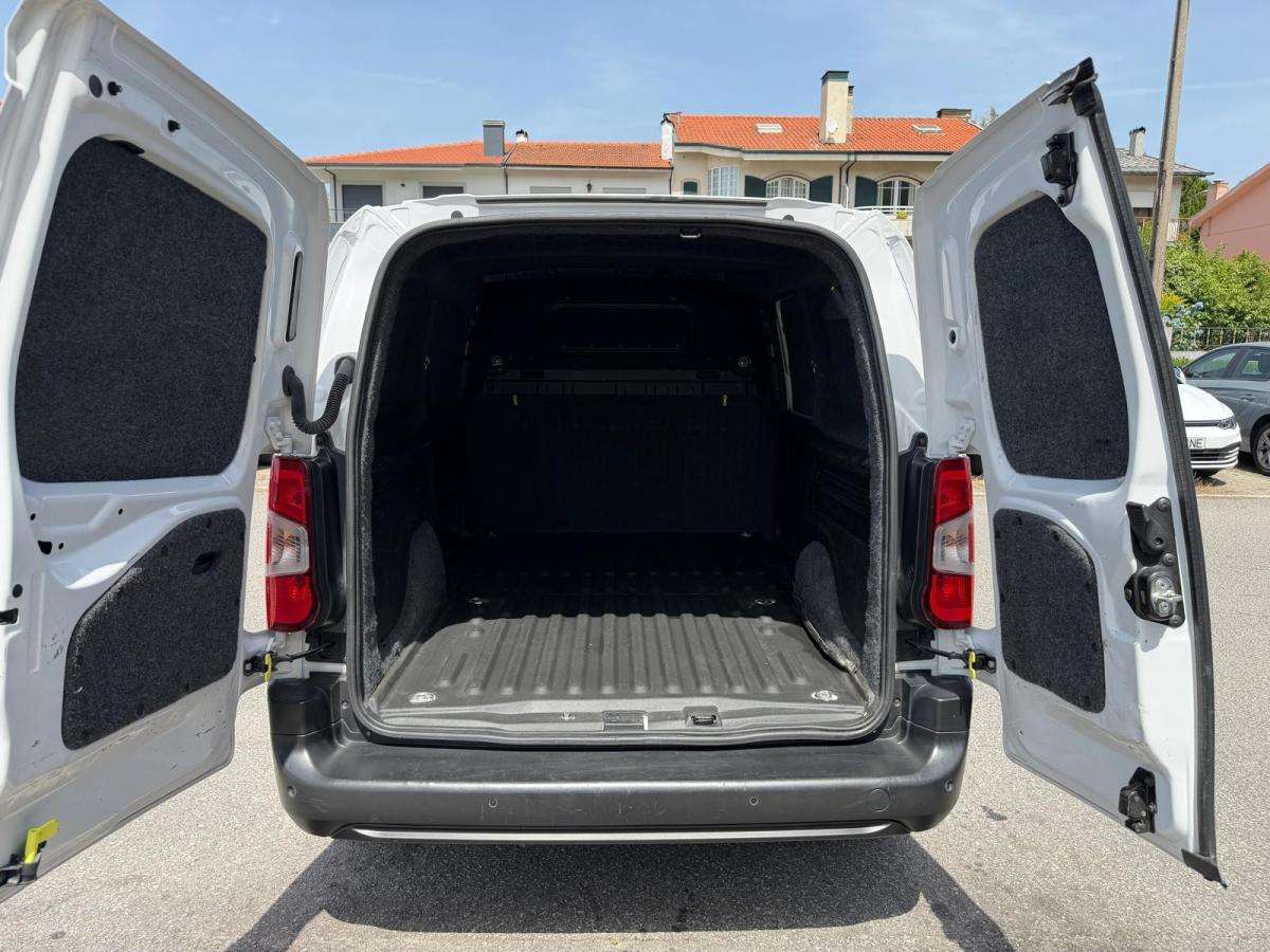 opel-combo-2024-diesel-1499cc