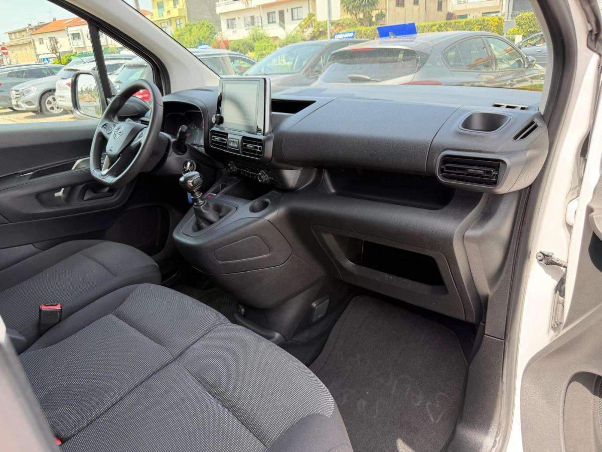 opel-combo-2024-diesel-1499cc