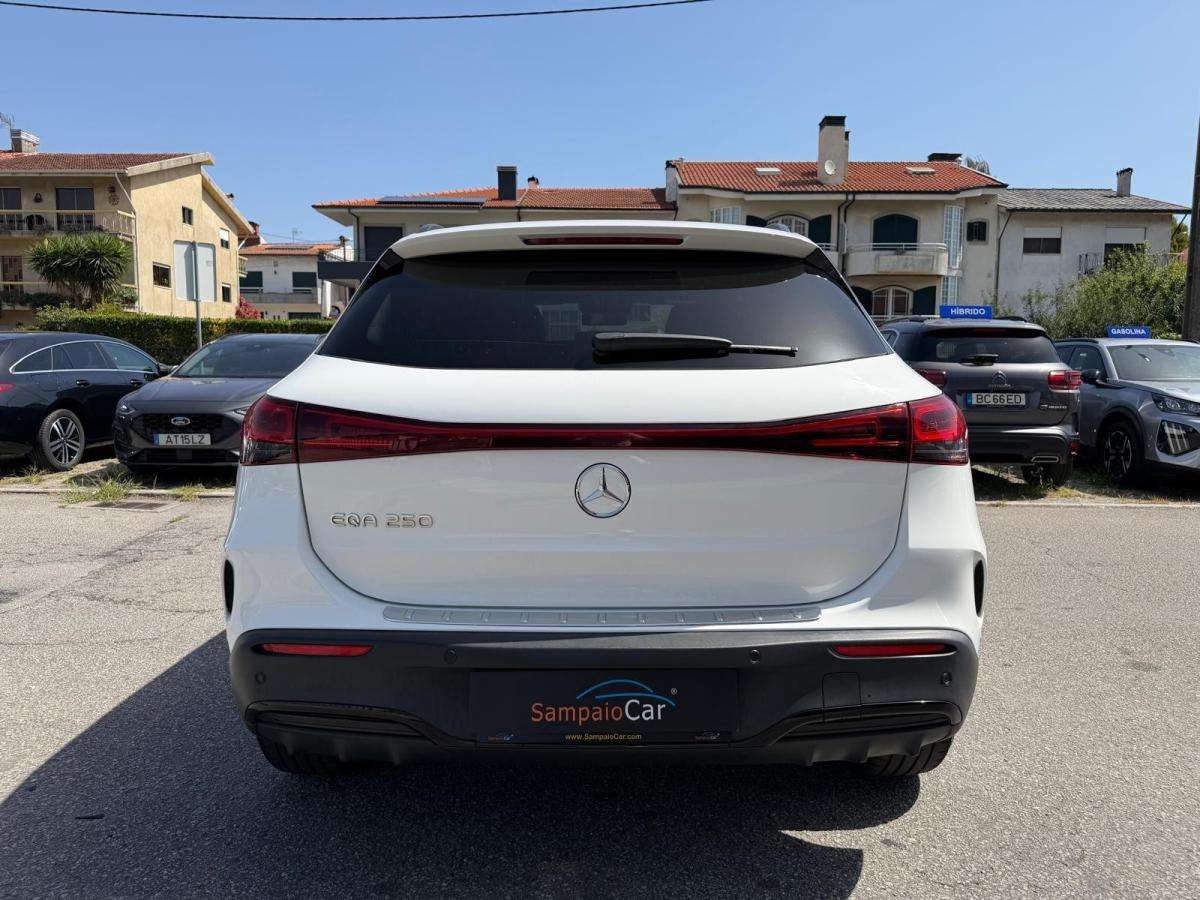 mercedes-benz-eqa-2021-eletrico-500cc