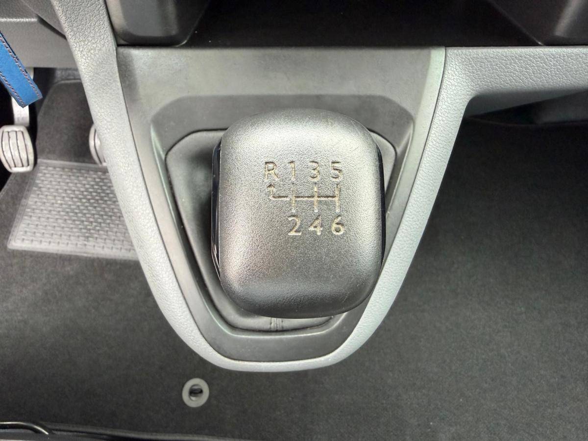 peugeot-expert-2021-diesel-1997cc