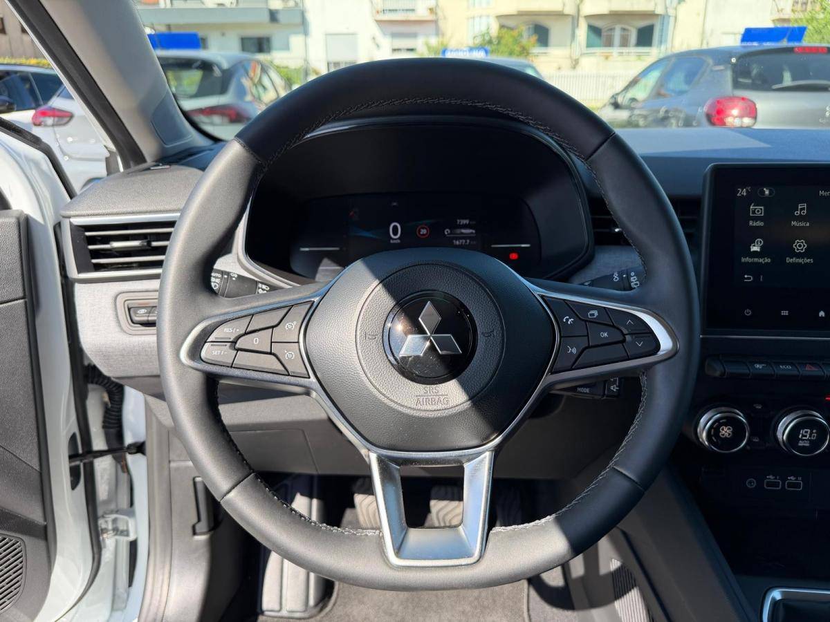 mitsubishi-colt-2025-gasolina-999cc