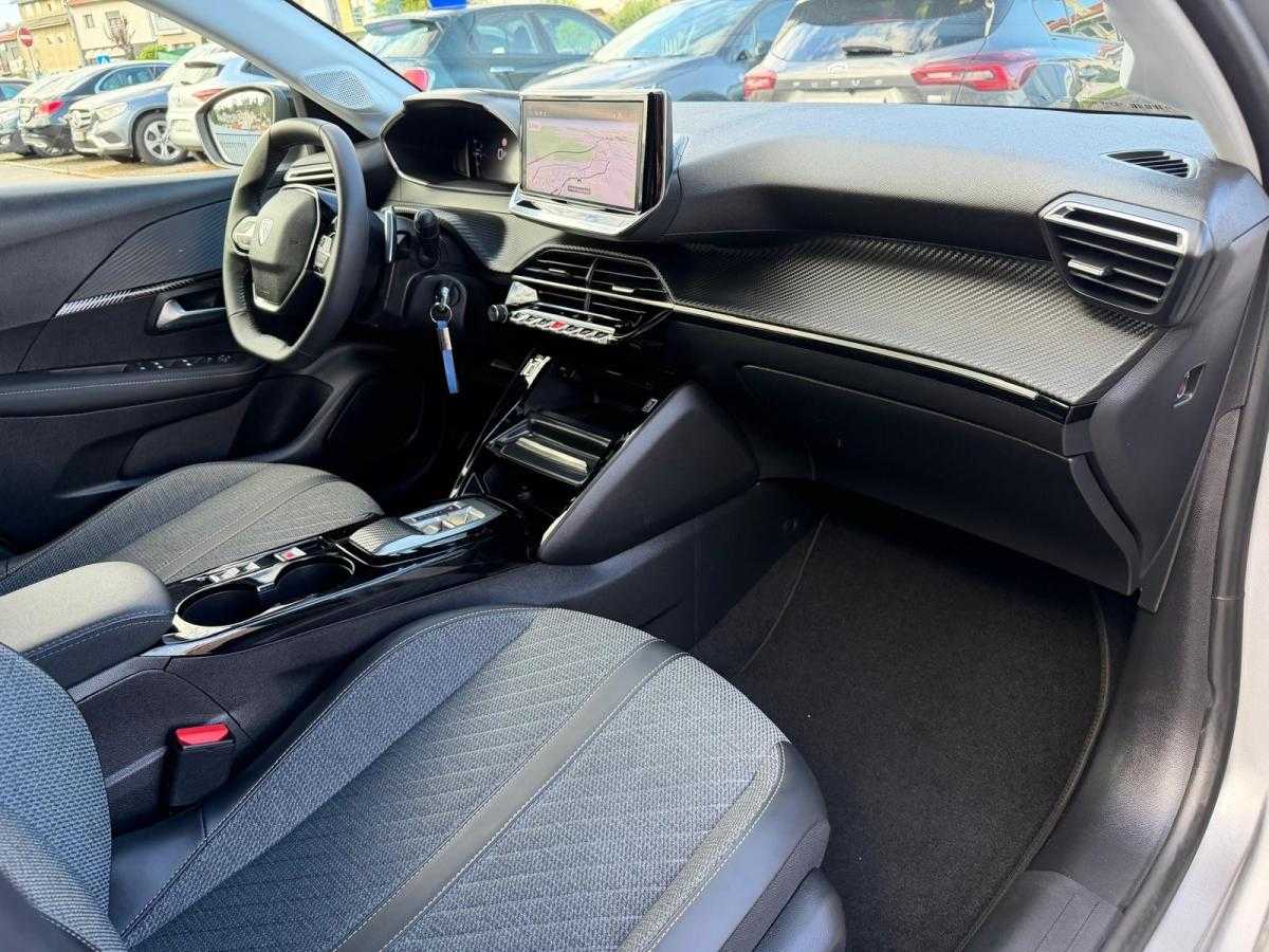 peugeot-208-2024-gasolina-1199cc