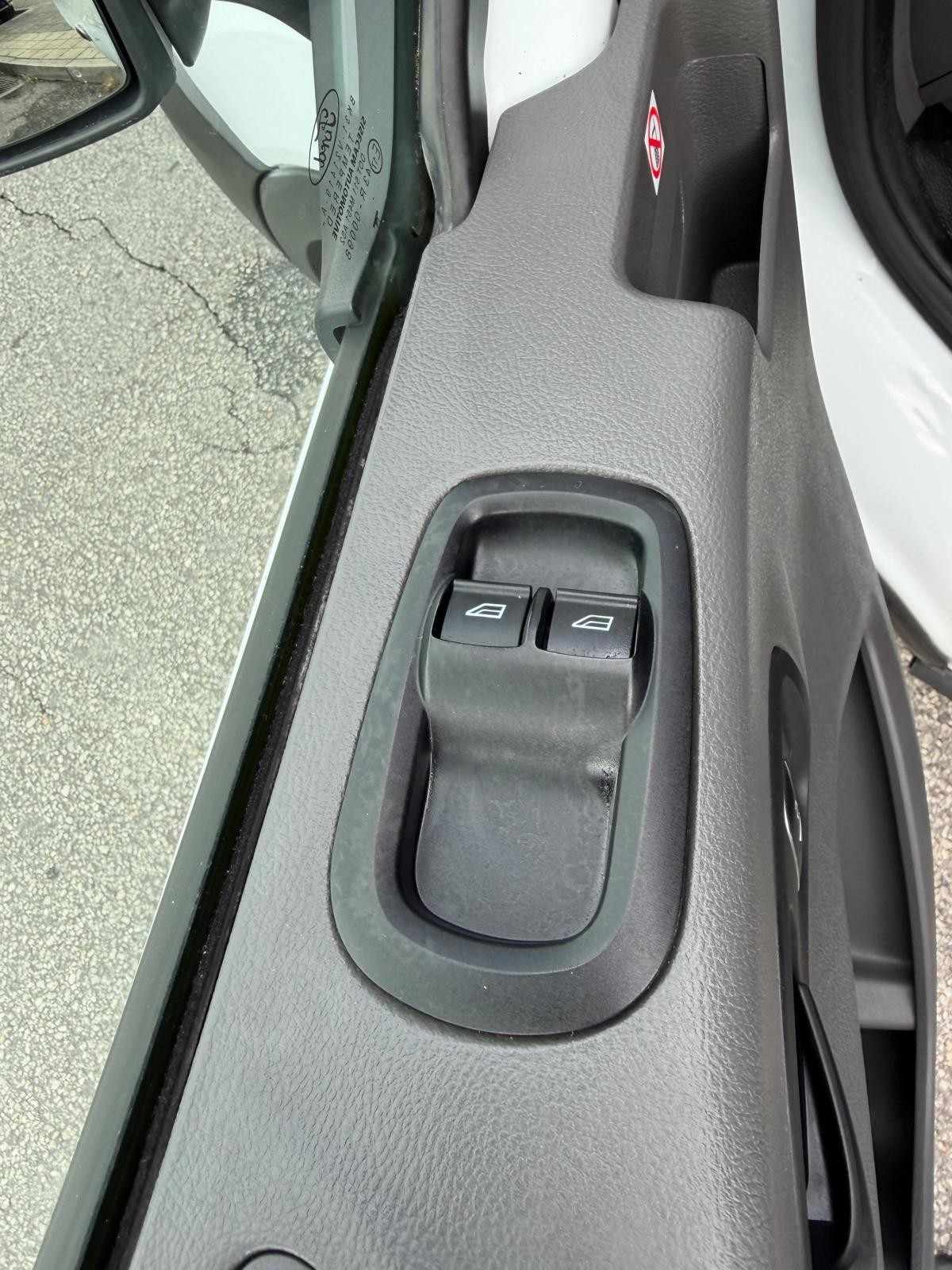 ford-transit-2023-diesel-1995cc