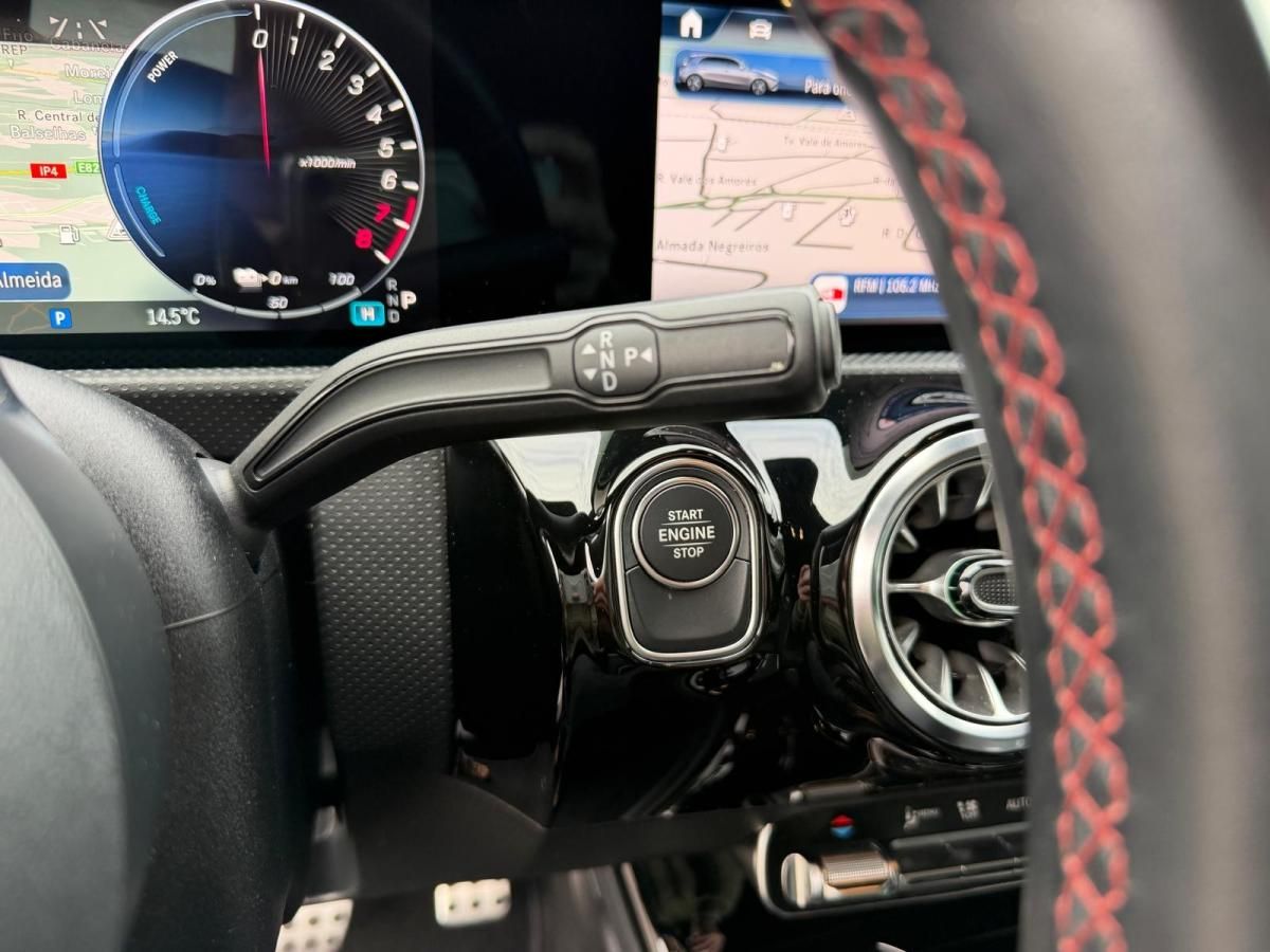mercedes-benz-classe-a-2023-hibrido-a-gasolina-1332cc