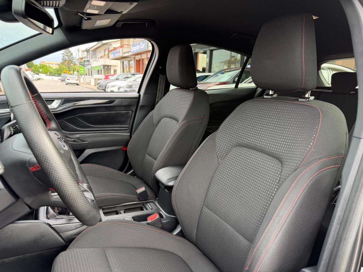 ford-focus-2023-gasolina-998cc