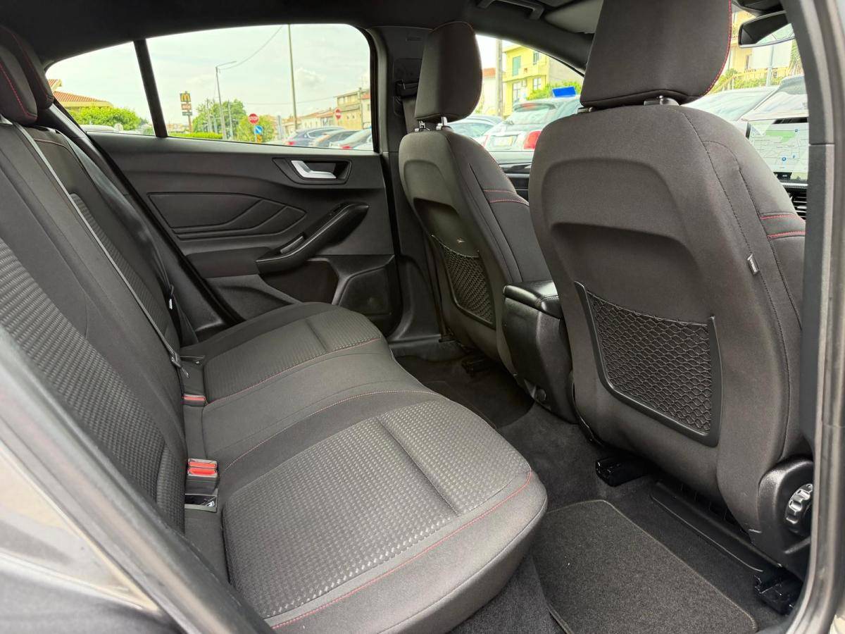 ford-focus-2023-gasolina-998cc