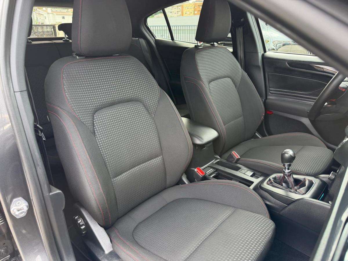 ford-focus-2023-gasolina-998cc