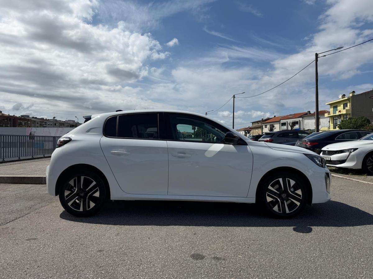 peugeot-208-2024-gasolina-1199cc