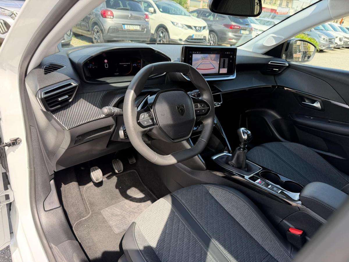 peugeot-208-2024-gasolina-1199cc