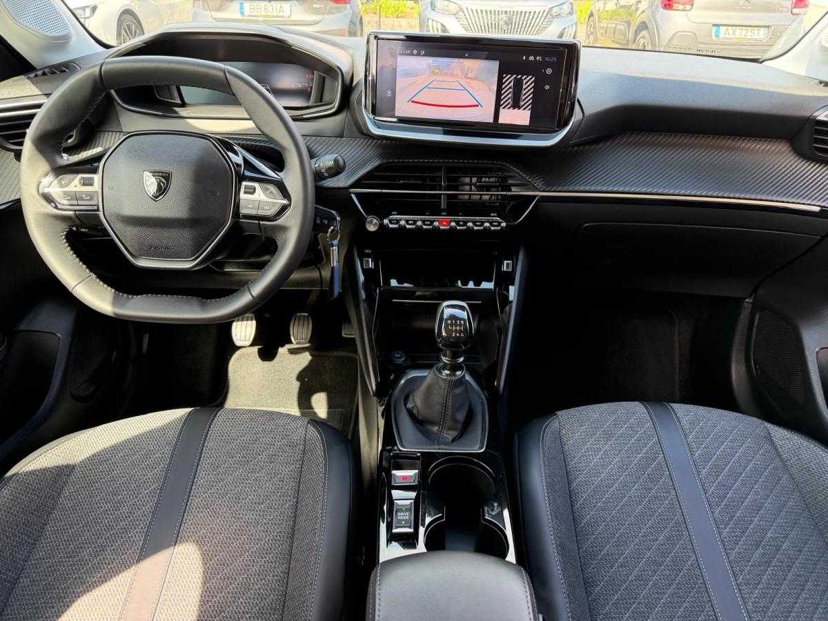 peugeot-208-2024-gasolina-1199cc