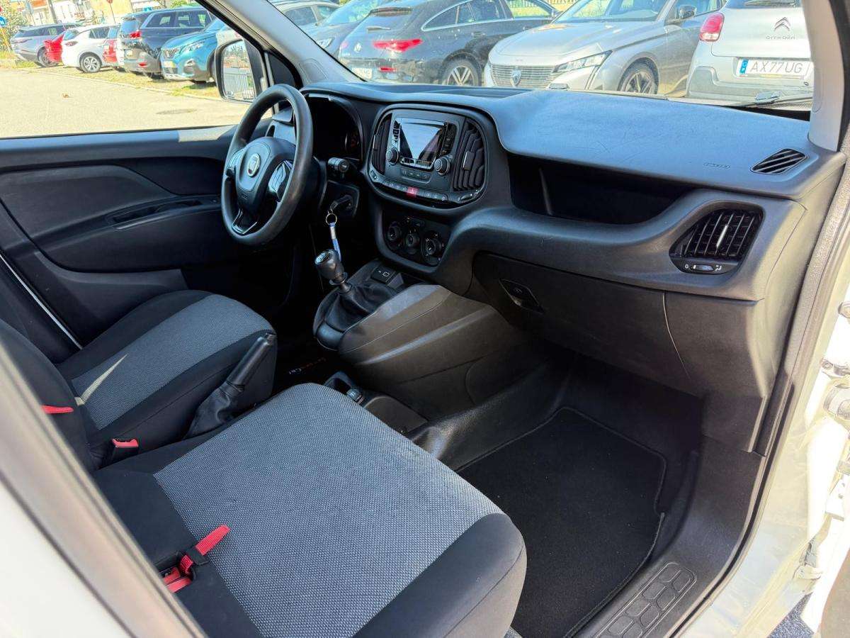 fiat-doblo-2023-diesel-1598cc