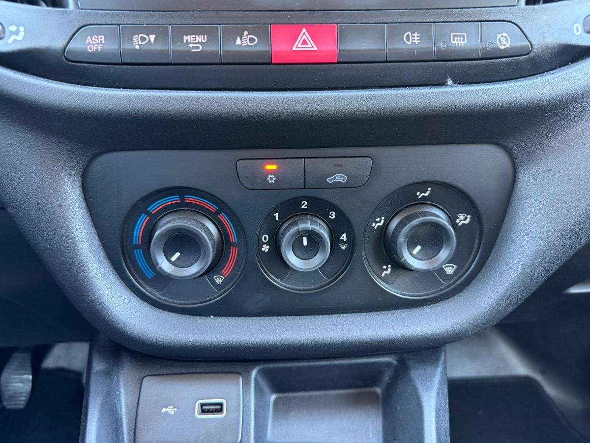 fiat-doblo-2023-diesel-1598cc