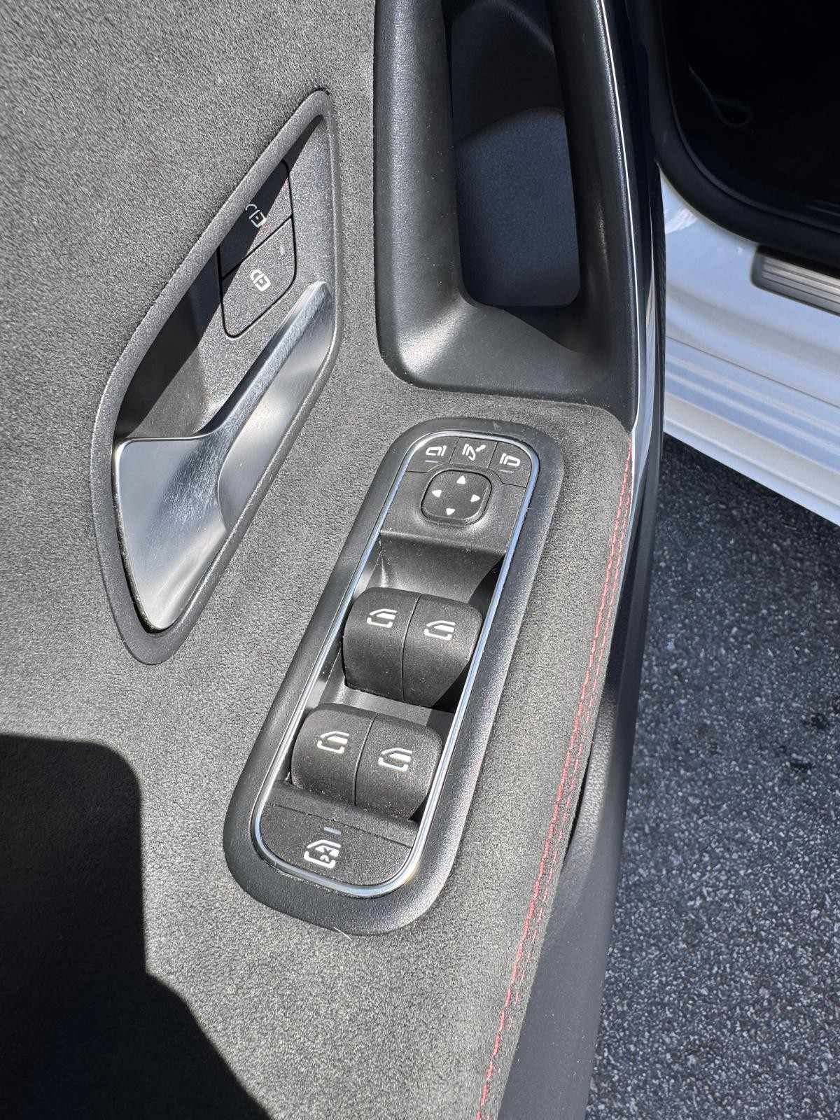mercedes-benz-classe-a-2023-gasolina-1332cc