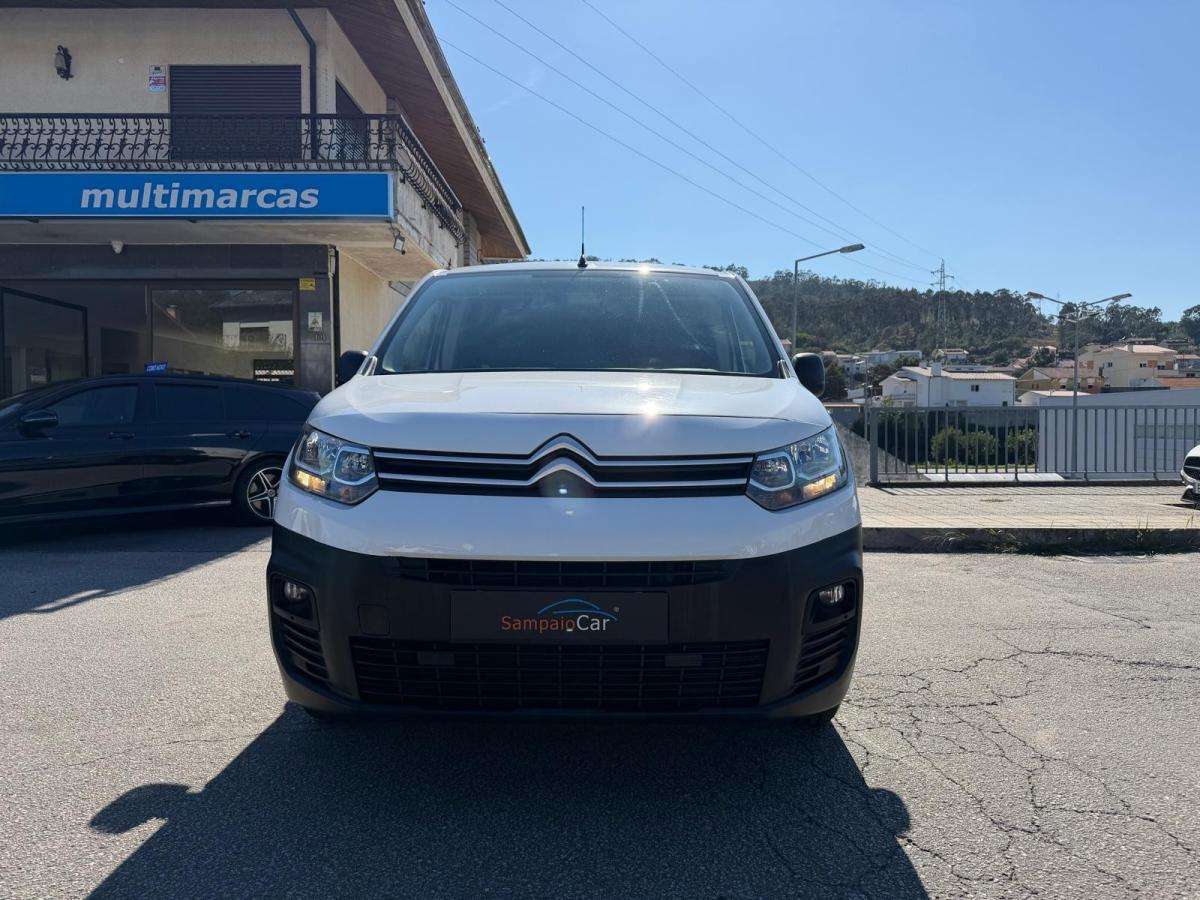 citroen-berlingo-2021-diesel-1499cc