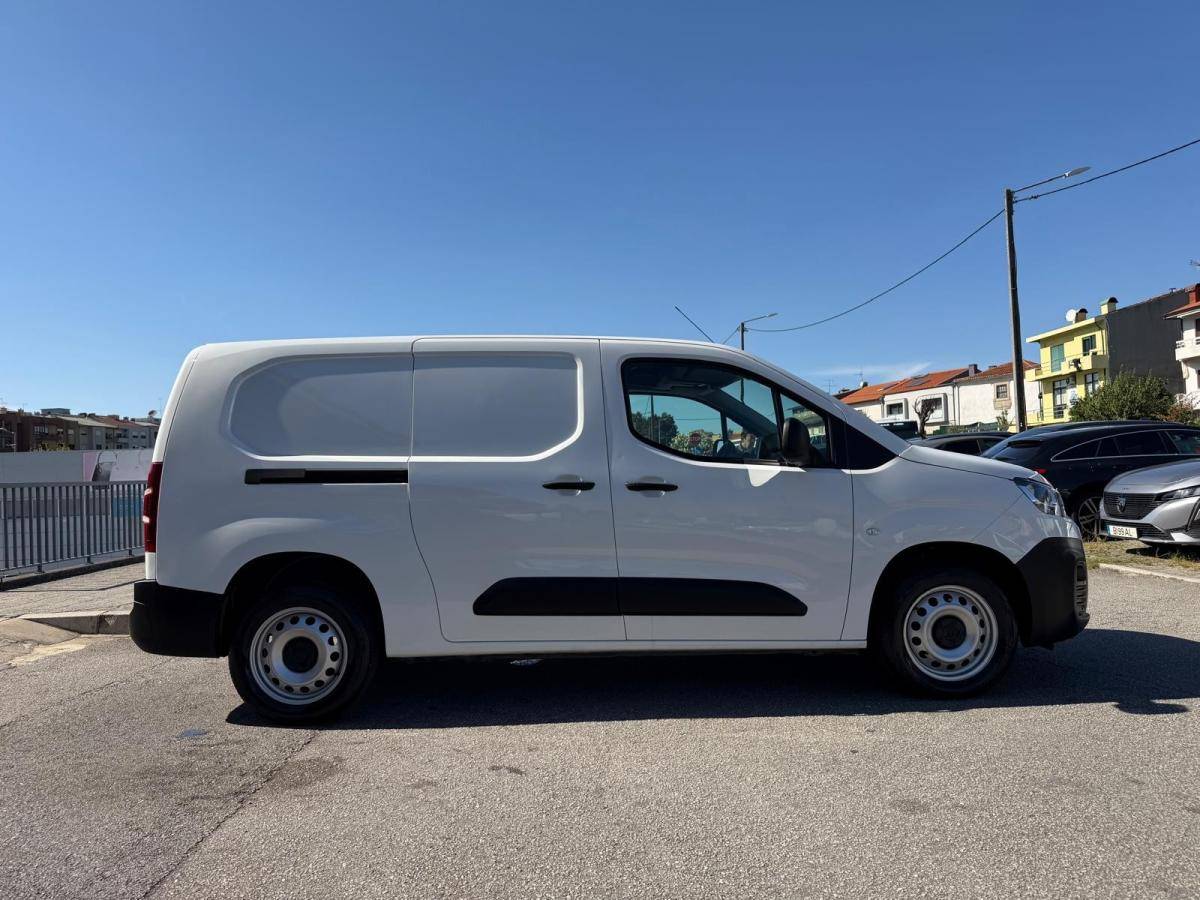 citroen-berlingo-2021-diesel-1499cc