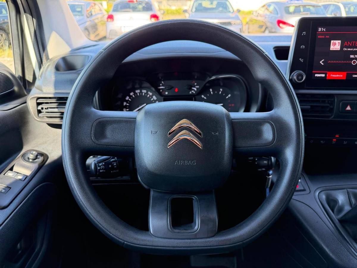 citroen-berlingo-2021-diesel-1499cc