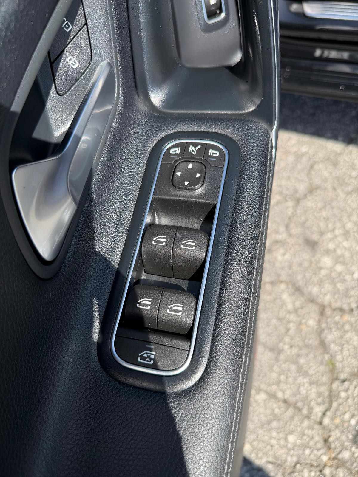 mercedes-benz-cla-2022-hibrido-a-gasolina-1332cc