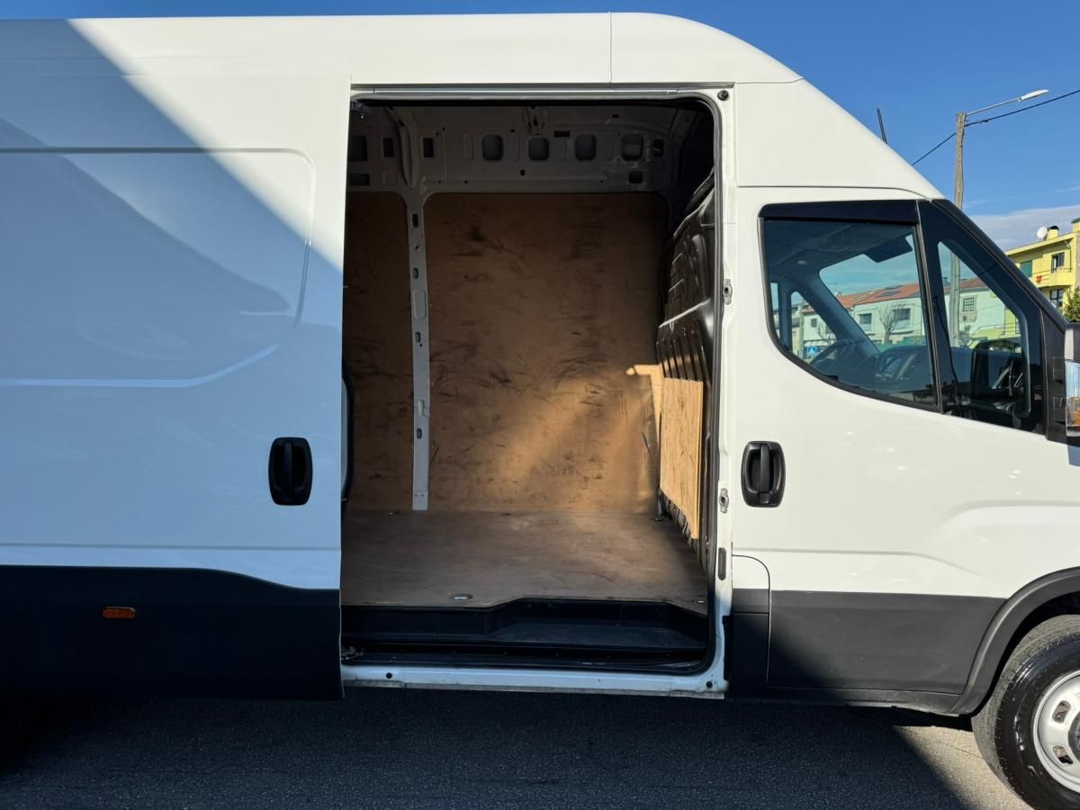 iveco-daily-2023-diesel-2287cc